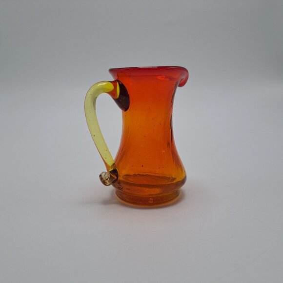 Pilgrim Hand Blown Swirl Glass Vase Pitcher With Applied Handle Amberina Vintage - Picture 10 of 12